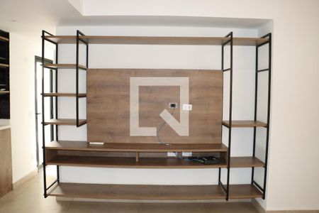 Sala de casa de condomínio para alugar com 2 quartos, 211m² em Parque Rincao, Cotia