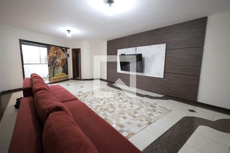 Sala de casa à venda com 3 quartos, 700m² em Utinga, Santo André
