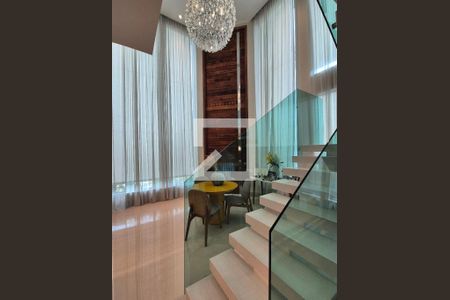 Sala de casa de condomínio à venda com 5 quartos, 426m² em Recreio dos Bandeirantes, Rio de Janeiro