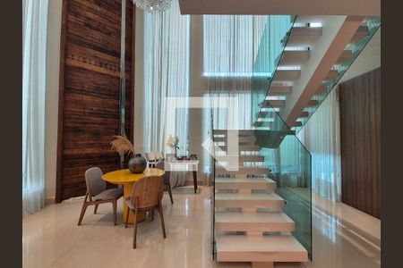 Sala de casa de condomínio à venda com 5 quartos, 426m² em Recreio dos Bandeirantes, Rio de Janeiro