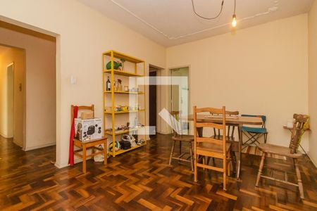 Sala de apartamento à venda com 3 quartos, 90m² em Santana, Porto Alegre