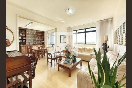 Sala de apartamento à venda com 4 quartos, 142m² em Santa Efigênia, Belo Horizonte