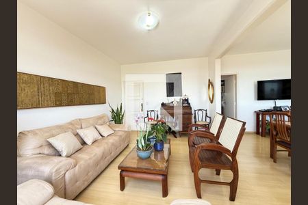 Sala de apartamento à venda com 4 quartos, 142m² em Santa Efigênia, Belo Horizonte