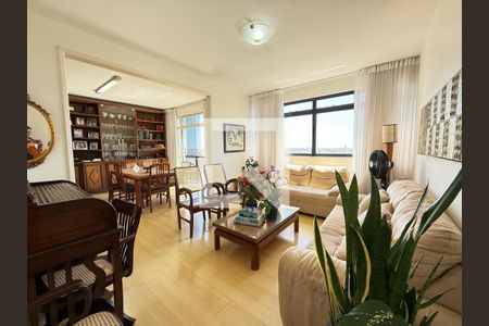 Sala de apartamento à venda com 4 quartos, 142m² em Santa Efigênia, Belo Horizonte