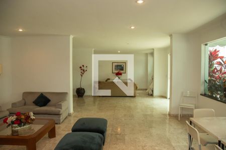 Hall de entrada de apartamento para alugar com 4 quartos, 200m² em Campo Belo, São Paulo