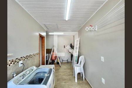 Lavanderia de casa à venda com 3 quartos, 176m² em Vicentina, São Leopoldo