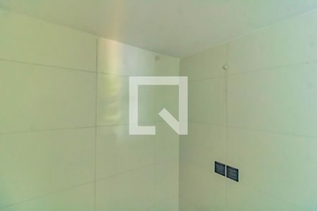Banheiro Social de kitnet/studio à venda com 1 quarto, 30m² em Vila Santa Catarina, São Paulo