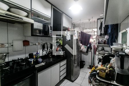 Cozinha de apartamento para alugar com 2 quartos, 51m² em Cabula, Salvador
