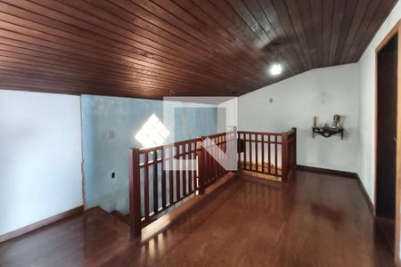 Sala de TV de casa para alugar com 3 quartos, 400m² em Jardim São Vicente, Campinas