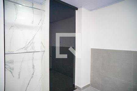 Quarto de casa para alugar com 1 quarto, 30m² em Cubango, Niterói