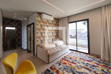 Sala  de casa de condomínio à venda com 3 quartos, 210m² em Swiss Park, Campinas