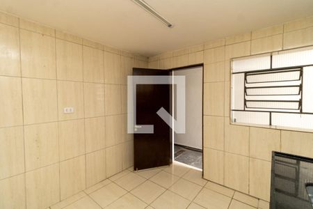 Cozinha de casa para alugar com 2 quartos, 80m² em Vila Leonor, São Paulo