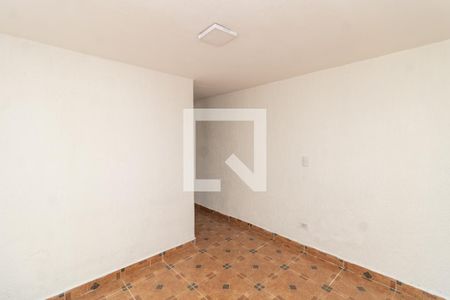 Quarto 1 de casa para alugar com 2 quartos, 80m² em Vila Leonor, São Paulo