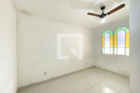 Quarto  de casa à venda com 3 quartos, 80m² em Santa Cruz, Belo Horizonte
