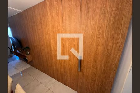 Sala de casa de condomínio à venda com 2 quartos, 78m² em Vila Alati, Jundiaí