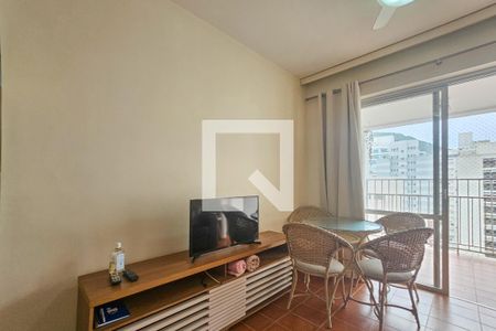 Sala de apartamento para alugar com 3 quartos, 86m² em Centro, Guarujá