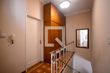 Corredor  de casa à venda com 3 quartos, 260m² em Jardim da Saúde, São Paulo