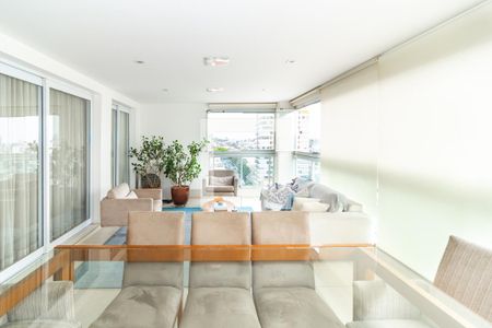 Varanda Gourmet de apartamento à venda com 4 quartos, 152m² em Vila Romana, São Paulo