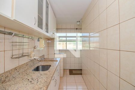 Cozinha e Área de Serviço de apartamento para alugar com 2 quartos, 58m² em Jardim Itu, Porto Alegre
