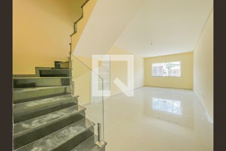 Sala de casa à venda com 3 quartos, 150m² em Umuarama, Osasco