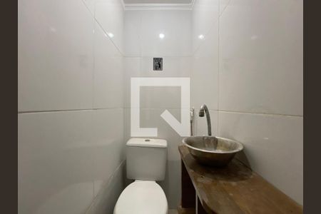 Lavabo de casa para alugar com 2 quartos, 140m² em Méier, Rio de Janeiro