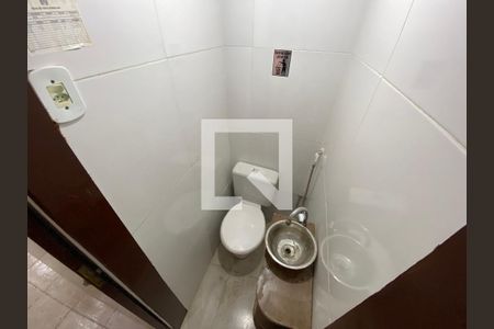 Lavabo de casa para alugar com 2 quartos, 140m² em Méier, Rio de Janeiro