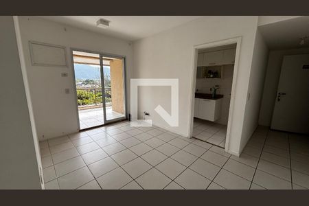 Sala de apartamento para alugar com 2 quartos, 71m² em Recreio dos Bandeirantes, Rio de Janeiro