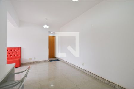Sala  de apartamento para alugar com 3 quartos, 75m² em Cachoeirinha, Belo Horizonte
