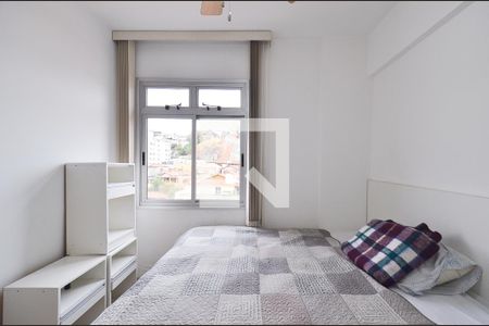 Quarto1 de apartamento para alugar com 3 quartos, 75m² em Cachoeirinha, Belo Horizonte