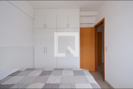 Quarto1 de apartamento para alugar com 3 quartos, 75m² em Cachoeirinha, Belo Horizonte