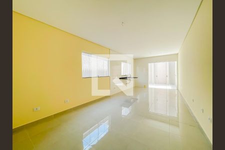 Cozinha de casa à venda com 3 quartos, 150m² em Umuarama, Osasco