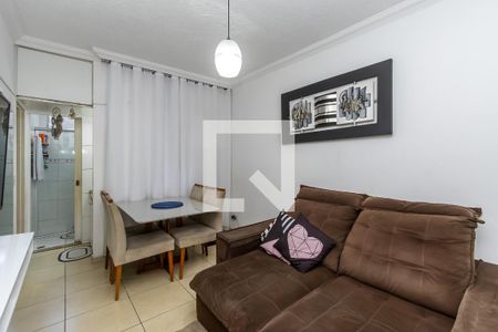 Sala de apartamento para alugar com 2 quartos, 40m² em Itatiaia, Belo Horizonte