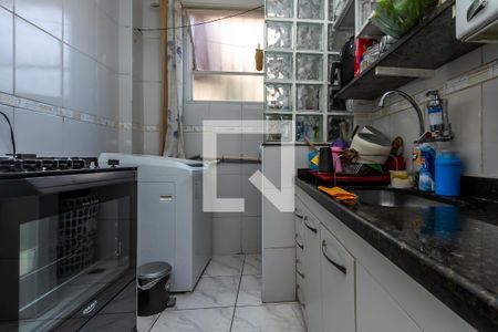 Cozinha de apartamento para alugar com 2 quartos, 40m² em Itatiaia, Belo Horizonte