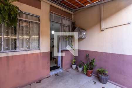 Hall de Entrada de apartamento para alugar com 2 quartos, 40m² em Itatiaia, Belo Horizonte