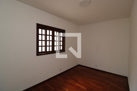 Quarto 1 de casa para alugar com 3 quartos, 205m² em Sítio da Figueira, São Paulo