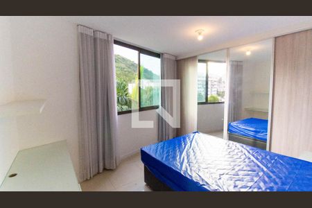 Suíte de apartamento à venda com 2 quartos, 82m² em Santa Rosa, Niterói