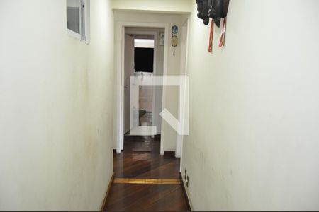 Corredor de apartamento para alugar com 4 quartos, 120m² em Lins de Vasconcelos, Rio de Janeiro