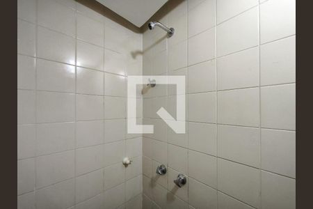 Banheiro de serviço de apartamento à venda com 3 quartos, 113m² em Grajaú, Rio de Janeiro