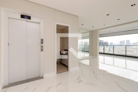 Sala de apartamento à venda com 3 quartos, 168m² em Vila Cordeiro, São Paulo