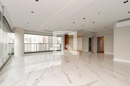 Sala de apartamento à venda com 3 quartos, 168m² em Vila Cordeiro, São Paulo