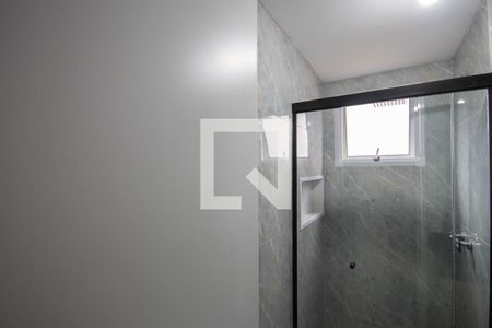 Banheiro de casa de condomínio à venda com 2 quartos, 43m² em Vila Guilherme, São Paulo