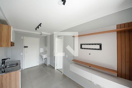 Sala/Cozinha de apartamento para alugar com 1 quarto, 28m² em Vila Tolstoi, São Paulo