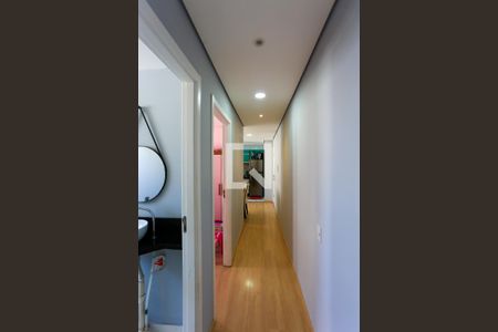 Corredor de apartamento à venda com 2 quartos, 41m² em Jardim Boa Vista (zona Oeste), Osasco