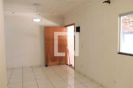 Sala de casa para alugar com 3 quartos, 225m² em Vila Jardim Pompéia, Goiânia