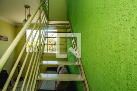 Escada de apartamento à venda com 4 quartos, 120m² em Jaqueline, Belo Horizonte