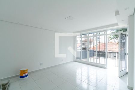 Sala de casa de condomínio à venda com 2 quartos, 125m² em Alves Dias, São Bernardo do Campo