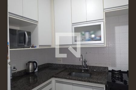 Cozinha de casa de condomínio à venda com 3 quartos, 80m² em Loteamento Alphaville, Campinas