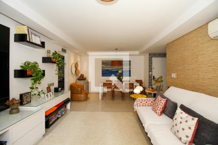 Sala de apartamento à venda com 3 quartos, 126m² em Cerqueira César, São Paulo