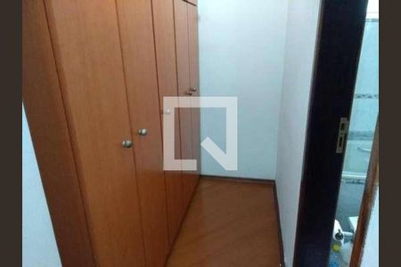 Casa à venda com 4 quartos, 200m² em Bosque da Saúde, São Paulo