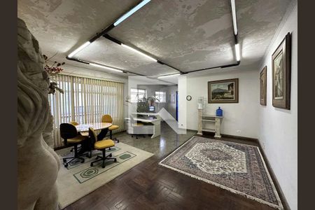 Casa à venda com 4 quartos, 490m² em Sumaré, São Paulo